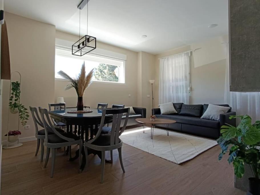 Amplio Y Tranquilo Apartamento Casa サラマンカ エクステリア 写真